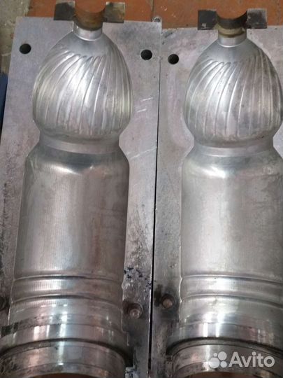 Выдув пэт бутылки тары