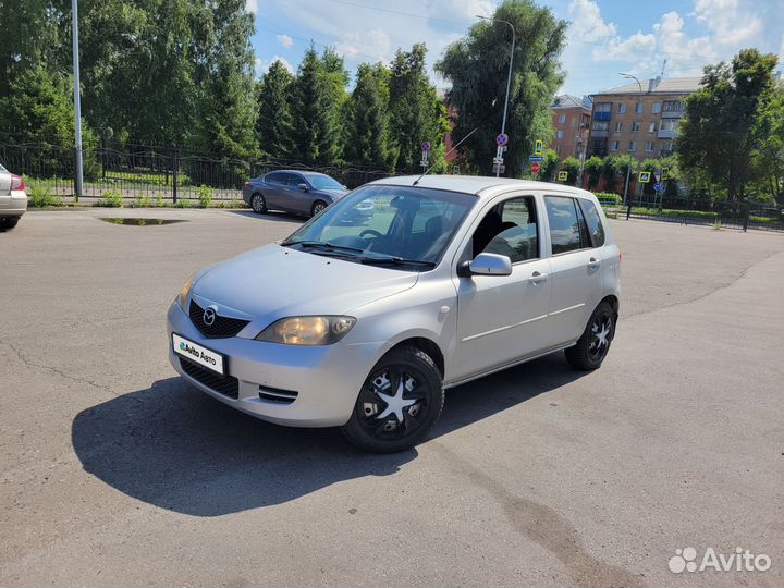 Mazda Demio 1.3 AT, 2003, 100 000 км