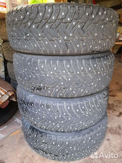 Nokian Tyres Hakkapeliitta 8 17.5/65 R14 и 17.5/65 R14