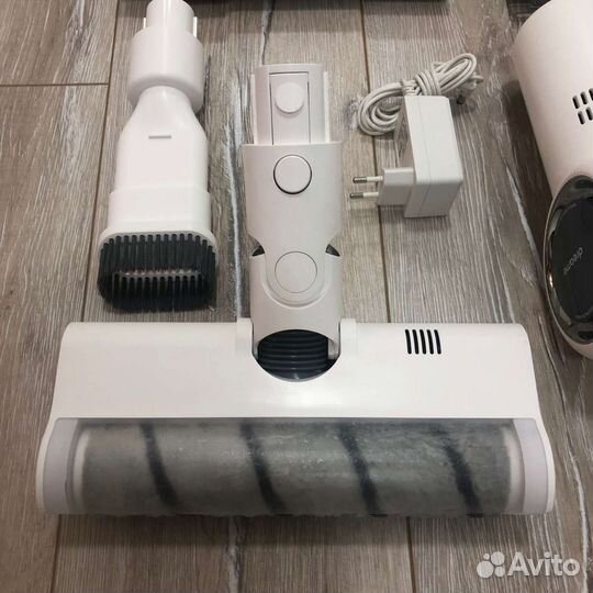 Аккумуляторный пылесос Xiaomi dreame V10