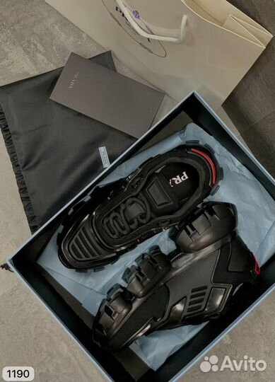 Кроссовки Prada