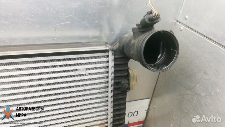 Радиатор интеркулера Skoda Superb 2 2009