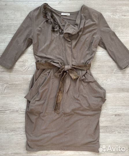 Платье женское 44-46 размера