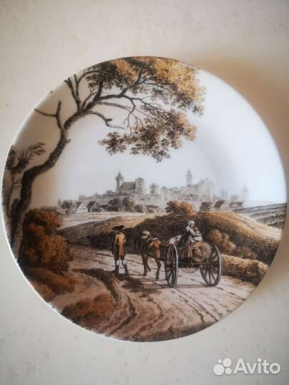 Настенные тарелки фарфор
