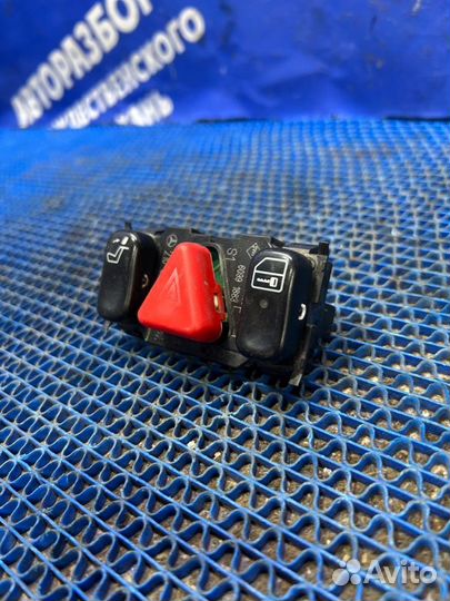 Блок кнопок Mercedes-Benz W210 седан 1999