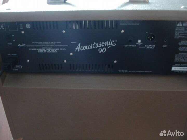 Fender Acoustasonic 90