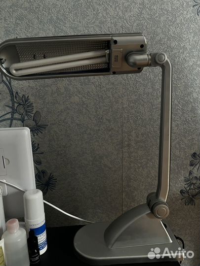 Светильник настольный