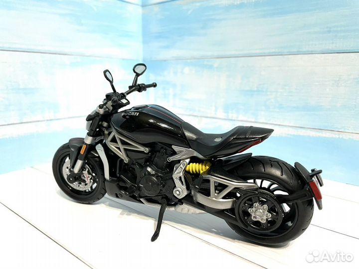 Мотоцикл Ducati X Diavel S 1/12 Maisto