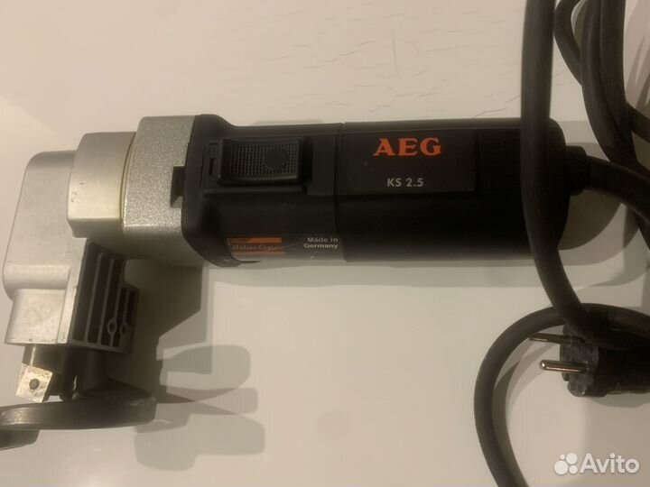 Aeg новый. Дрель электрическая ИЭ-1505э. Дрель перфоратор иэ1511бэ. ИЭ 1039 дрель. Высечные ножницы Bosch 1530.1.