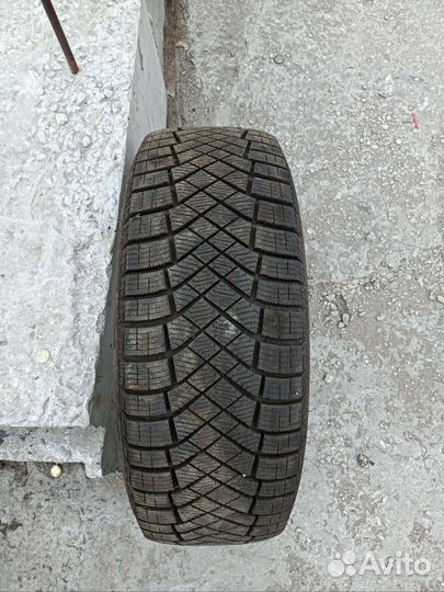 Pirelli Ice Zero FR 205/60 R16 96T