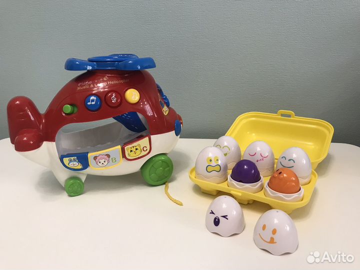 Игрушки разные от рождения до 1,5 лет