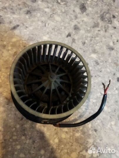 Моторчик печки на volkswagen passat b3