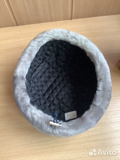 Шапка из мутона женская