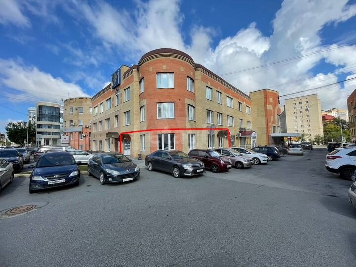 Сдам торговое помещение, 112.5 м²