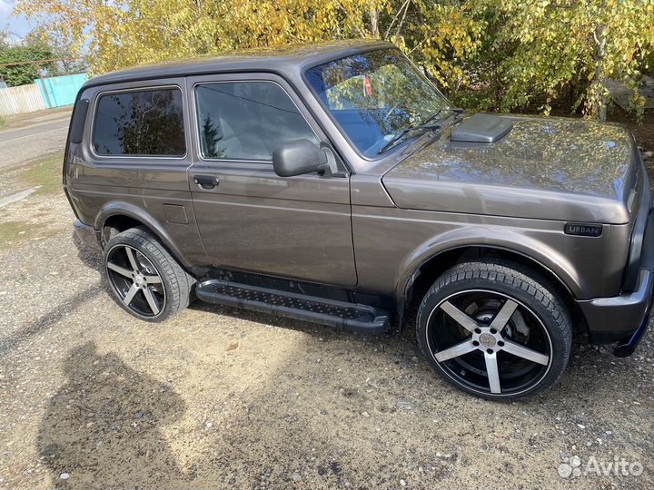 Taitong HS106 23.5/35 R19