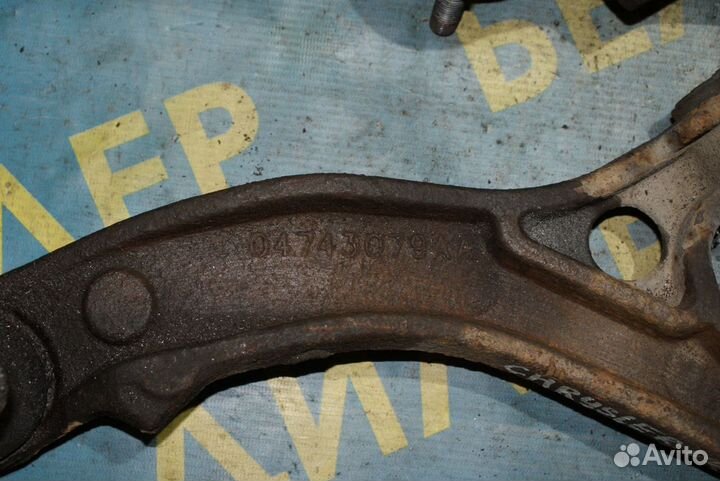 Рычаг передний Chrysler Voyager 4