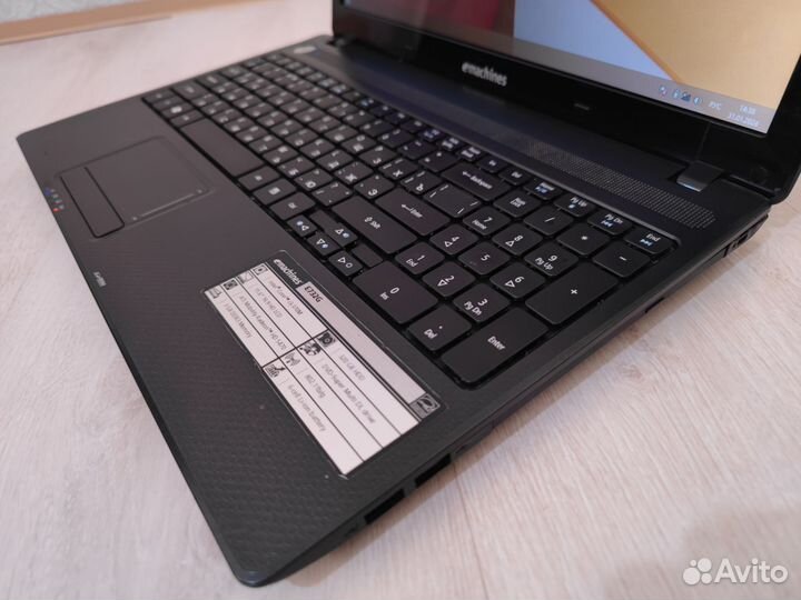 EMashines(Acer) E732G core i3/HDD 320Gb/4Gb DDR3