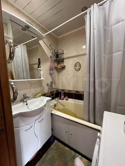 4-к. квартира, 84 м², 3/10 эт.