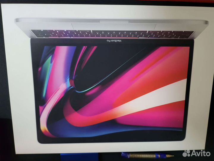 Macbook pro 13 2020 m1 8gb 512gb
