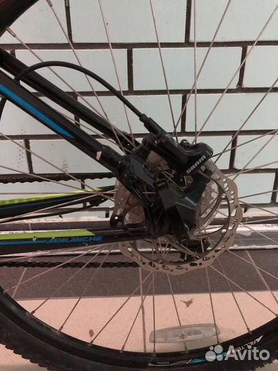 Велосипед GT Avalanche Sport 2015