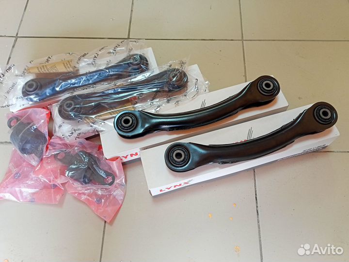 Рычаг подвески задний Mazda 3