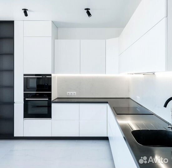 Кухонный гарнитур угловой в потолок на заказ