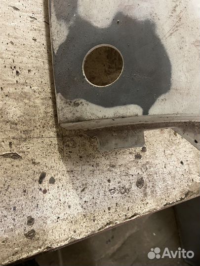 Облицовка фары Вольво FH/FM