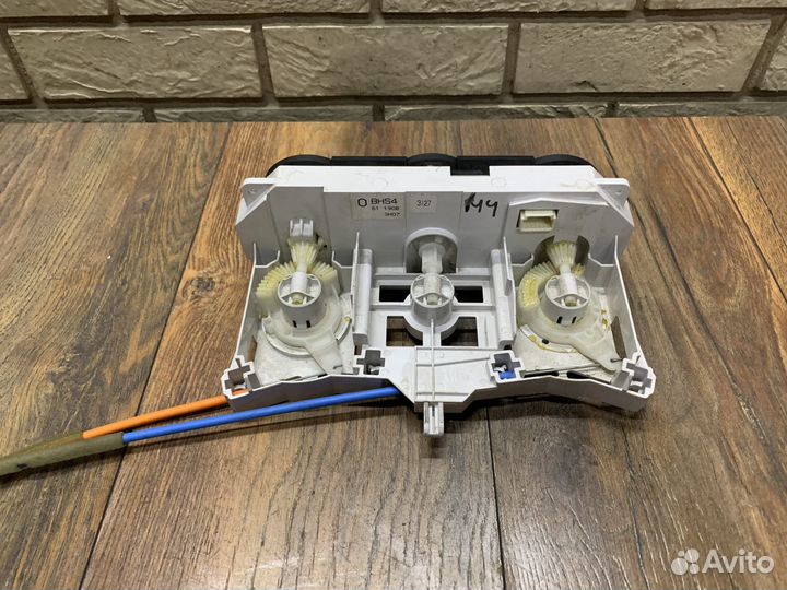 Mazda 3 (BM/BN) Блок управления климат. установкой