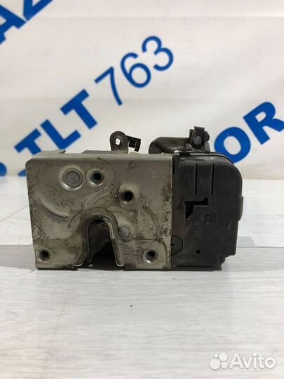 Замок двери передний левый LADA granta 1.6 мт седа