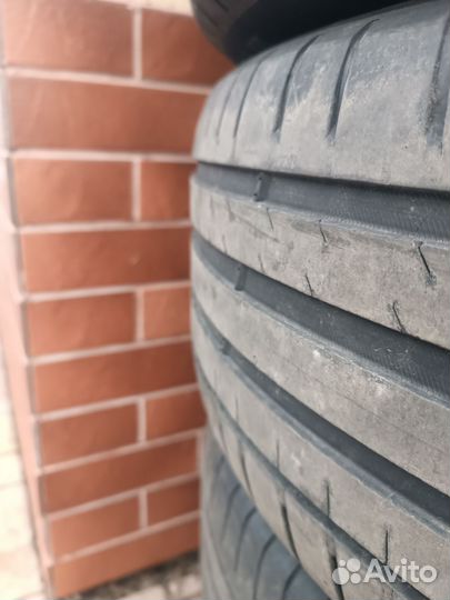 Michelin Pilot Sport 4 SUV 235/60 R18