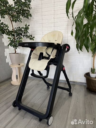 Стульчик для кормления nuovita