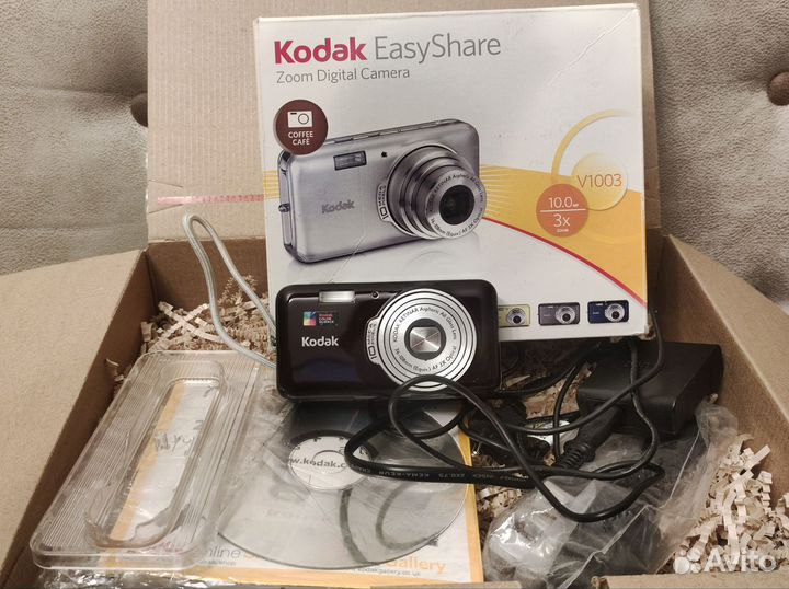 Цифровой фотоаппарат Kodak V1003 комплект