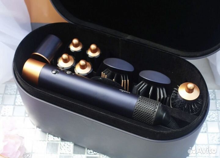 Dyson Сталер фен HS01