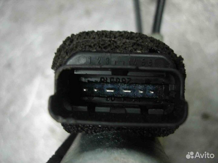 Стеклоподъемник Renault Megane