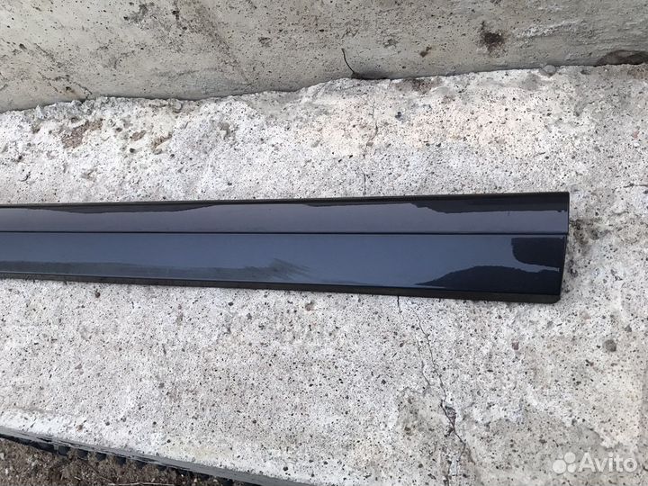 Накладка,молдинг задней правой двери Passat B8