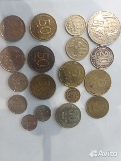 Продаю разные монеты