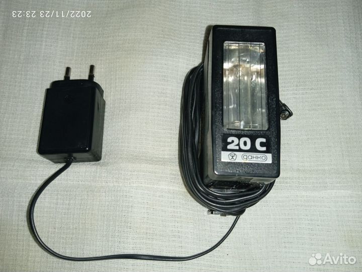 Фотоаппарат Фотовспышка