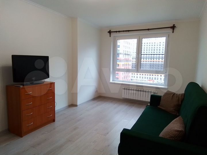 2-к. квартира, 60 м², 7/33 эт.