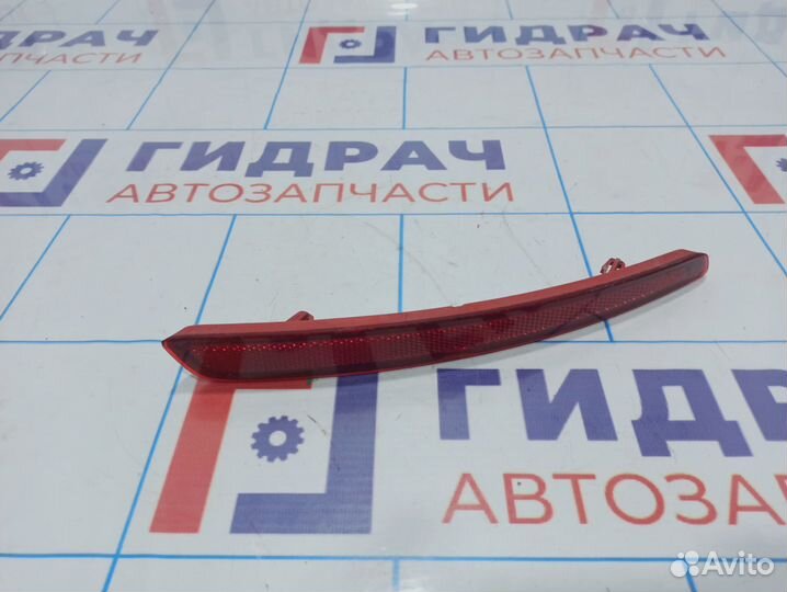 Отражатель в бампер задний правый Ford Mondeo 4 (B