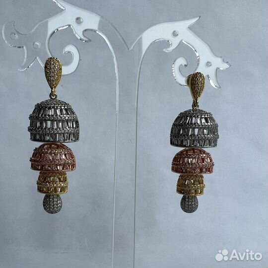 Серьги с цирконами крупные
