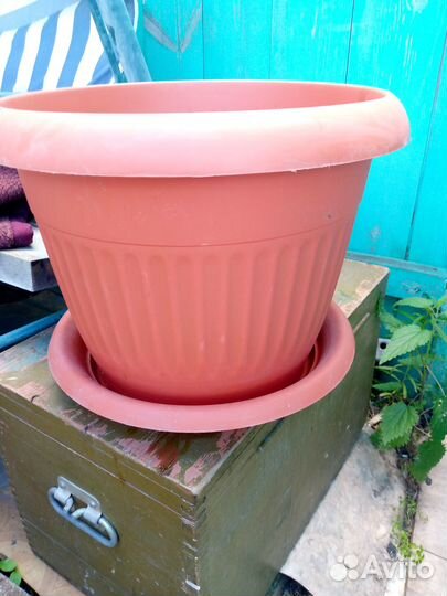 Горшок для цветов большой бу