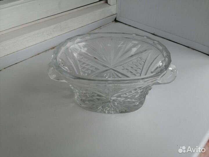 Хрустальная ваза