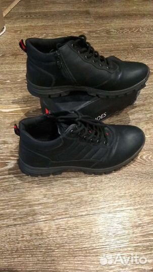 Ботинки р.40