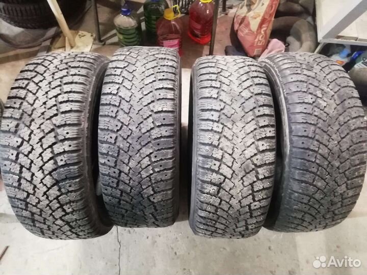 Nokian Tyres Hakka Truck Steer 275/60 R17