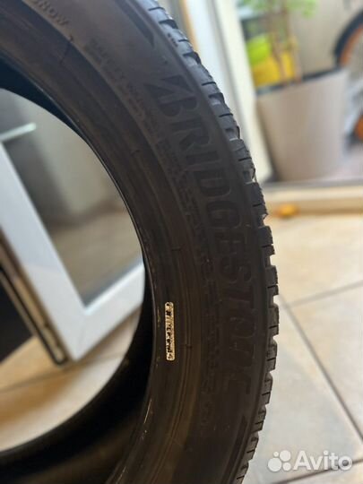 Bridgestone Blizzak LM-005 245/45 R18