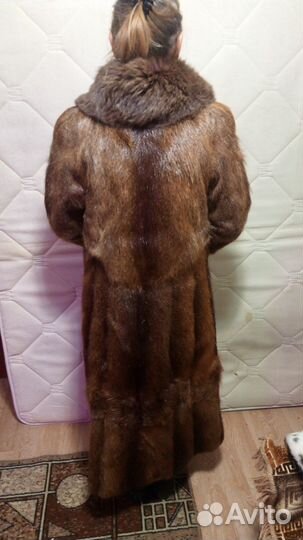 Шуба женская натуральная 48 50, нутрия