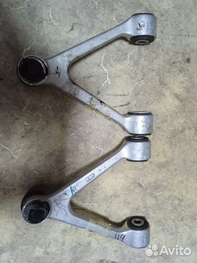 Передние верхние рычаги Toyota Soarer/Lexus Sc300