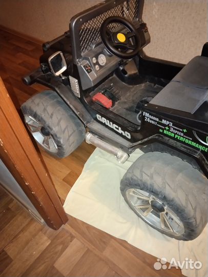 Детская машина на аккумуляторе бу