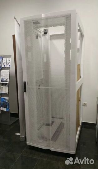 Серверный шкаф 42u