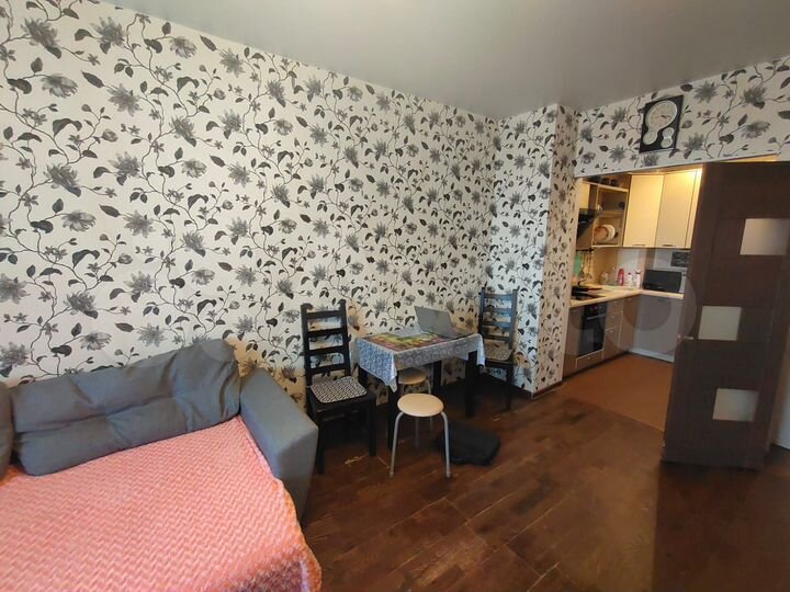 2-к. квартира, 54 м², 10/17 эт.